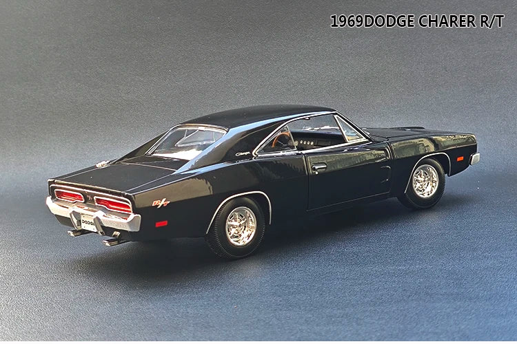 1:18 1969 Dodge Challenger R/T