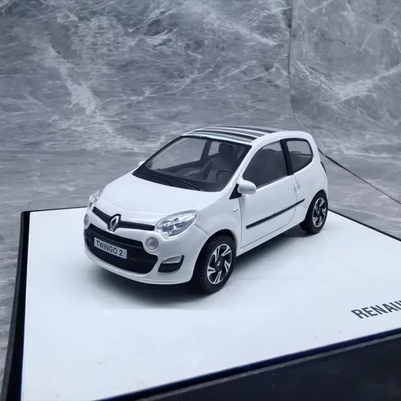 1:43 ‌Renault Twingo 2