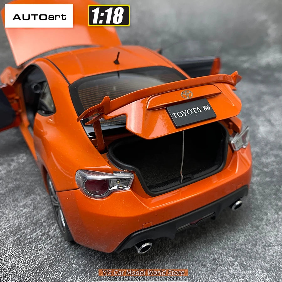 1:18 Toyota 86GT