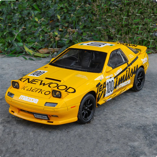 1:24 Mazda RX7