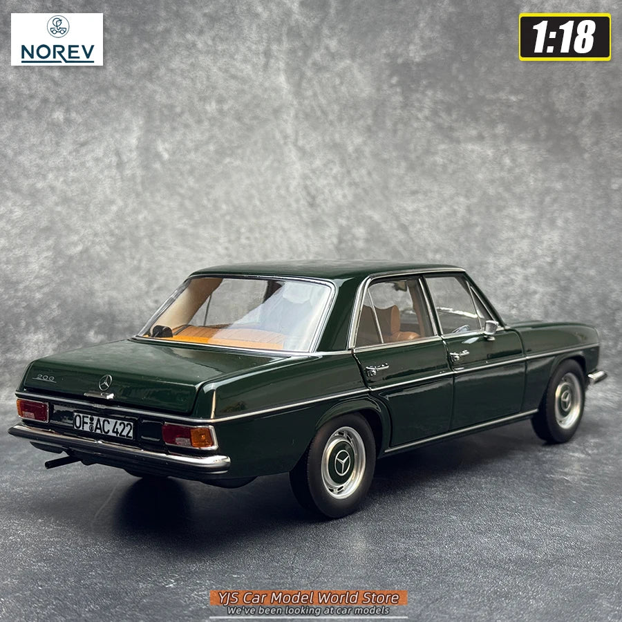 1:18 Mercedes-Benz 200 1968