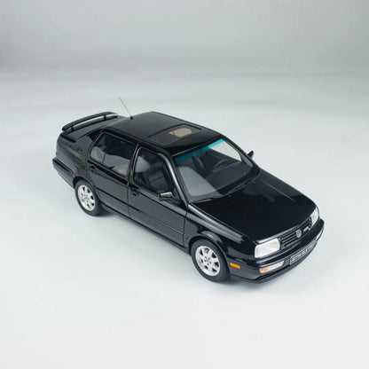 1:18 Volkswagen Jetta GLX VR6
