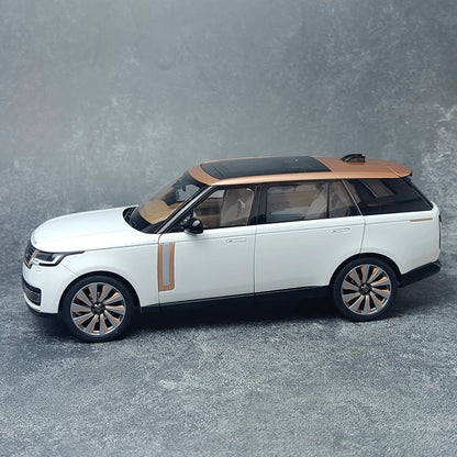 1:18 Range Rover LWB - Premium Die-cast SUV 2022