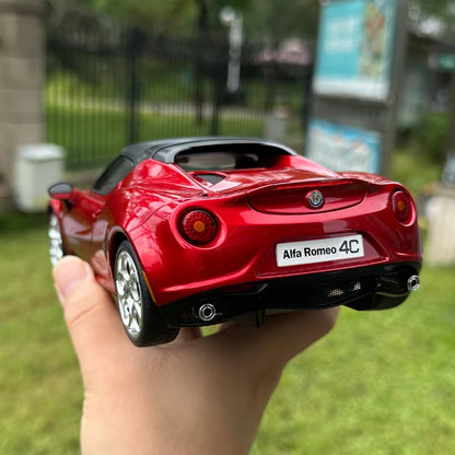 1:18 Alfa Romeo 4c