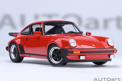 1:18 Porsche 911 Turbo 3.0 (930)