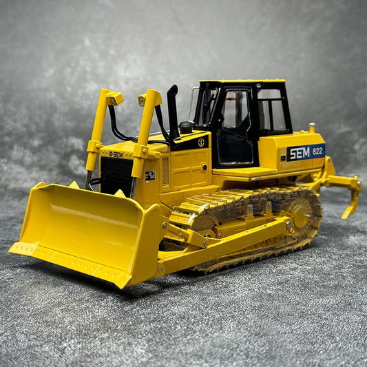 1/35 SEM822 Mountain bulldozer