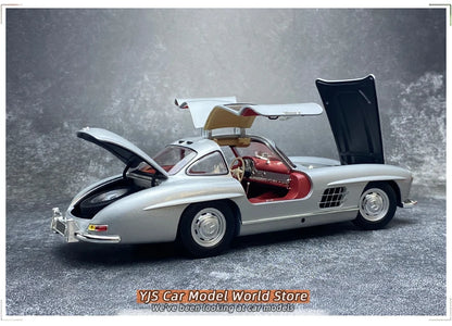 1:18 Mercedes-Benz 300SL W198 1954