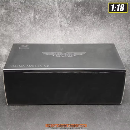 1:18 Aston Martin V8