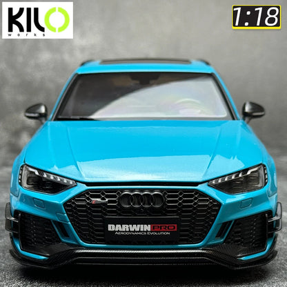 1:18 Audi RS4