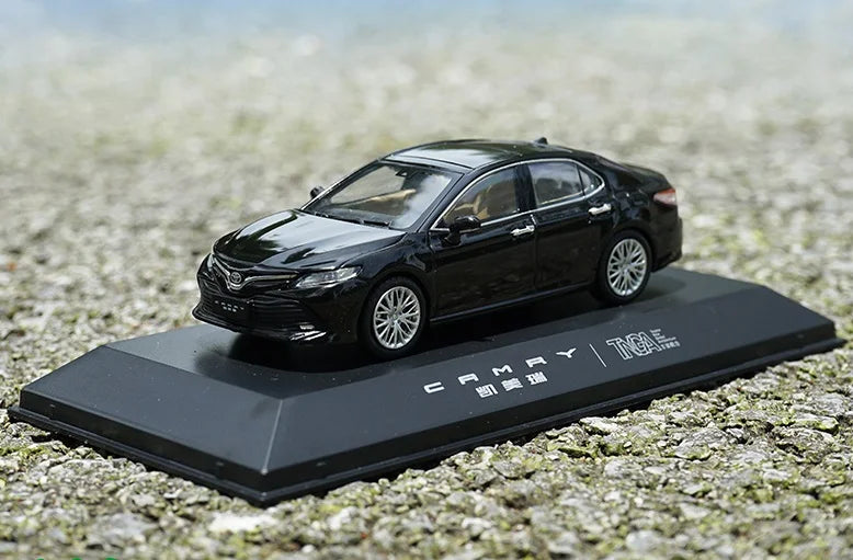 1:43 Toyota 8th CAMRY
