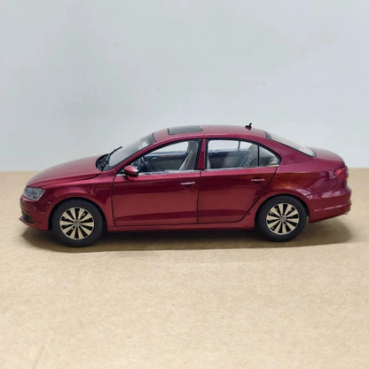 1:18 Volkswagen Sagitar (Jetta) 2012