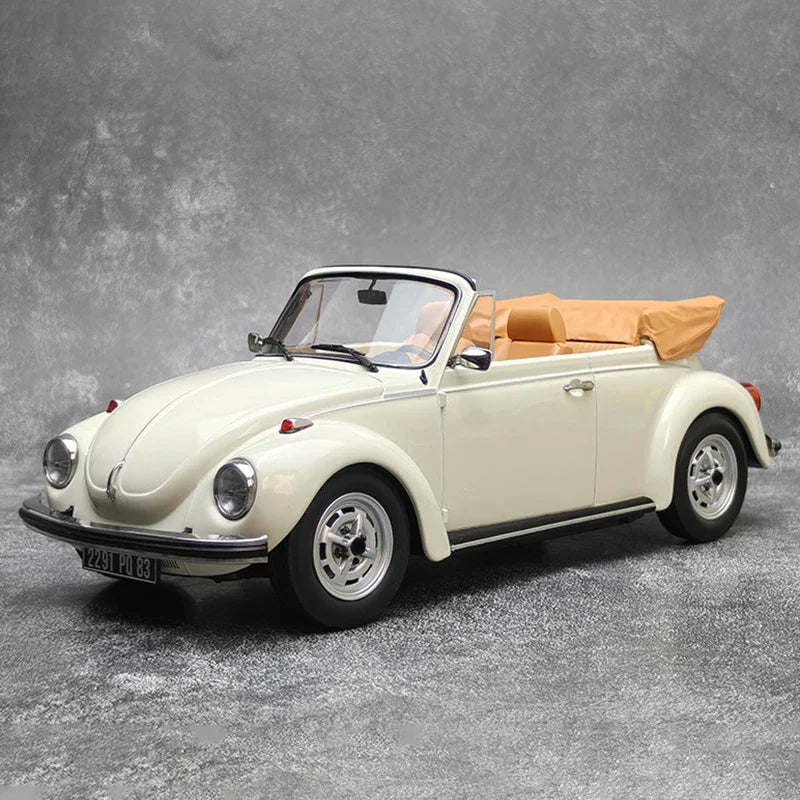 1:18 Volkswagen Beetle 1303 Convertible