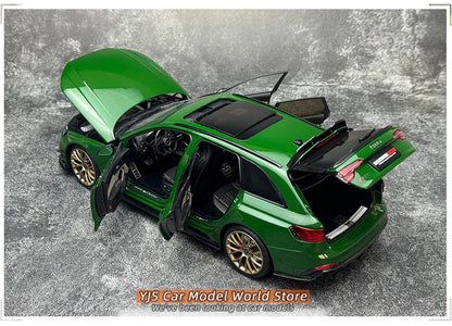 1:18 Audi RS4