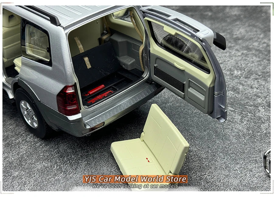 1:18 Mitsubishi Pajero V73