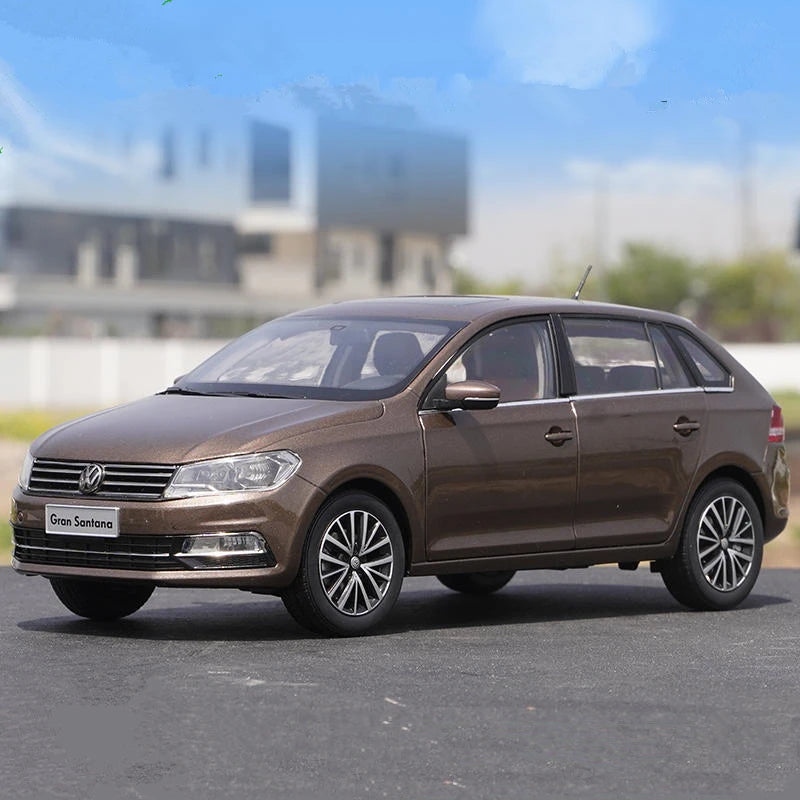 1:18 Volkswagen Gran Santana