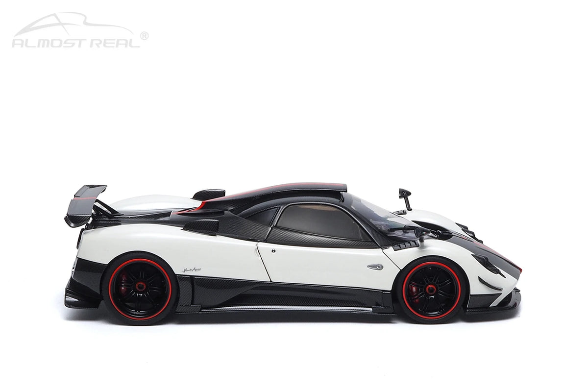 1:18  Pagani Zonda Cinque Coupe  2009