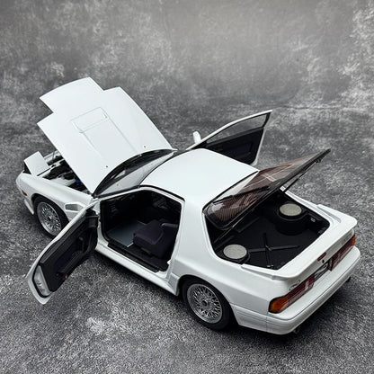 1:18 Mazda RX7 FC3S 1989