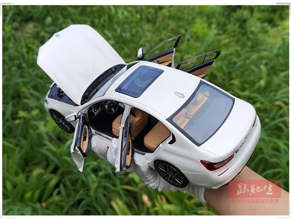 1:18 BMW 3 Series G20 330i 2019
