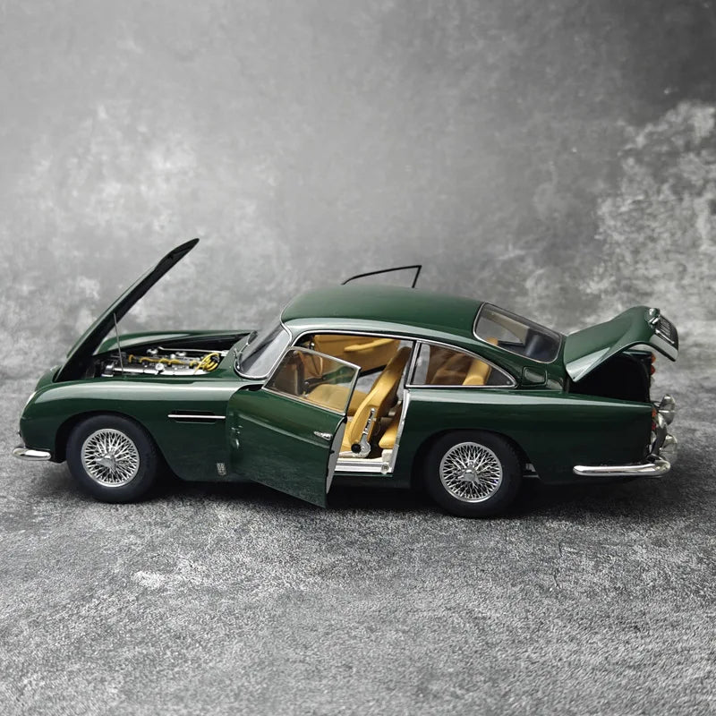 1:18 Aston Martin DB5 "Goldfinger" 007 Movie Edition
