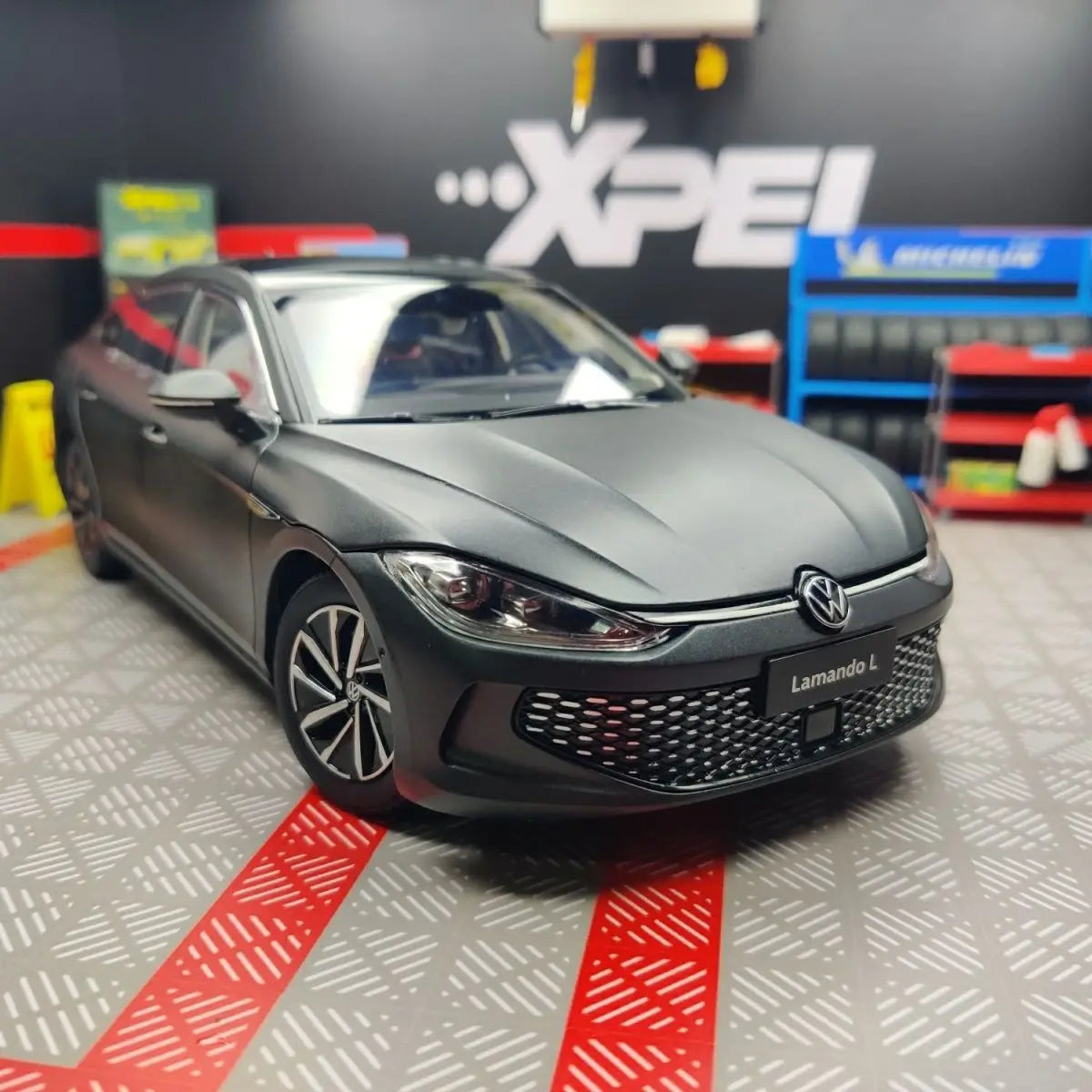 1:18 Volkswagen Lamando L 2022 Coupe