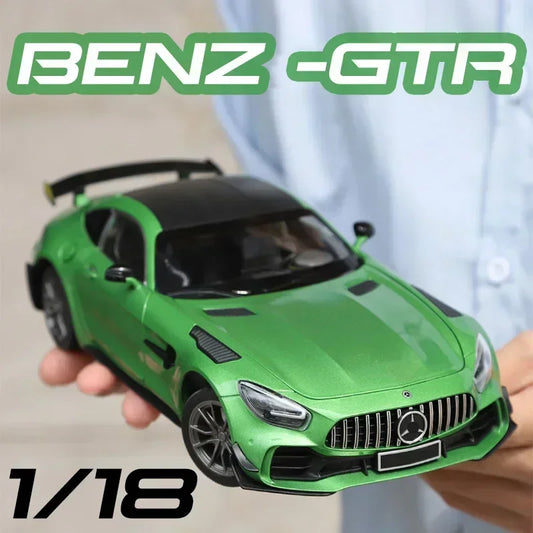 1:18 Mercedes-Benz AMG GTR