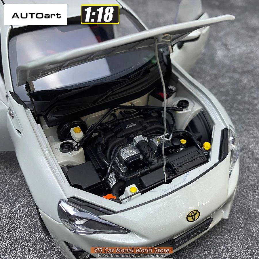 1:18 Toyota 86GT
