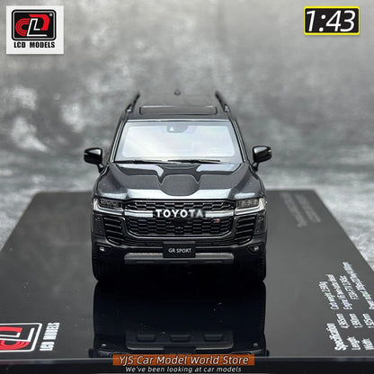 1:43  Toyota Land Cruiser LC300