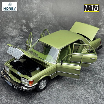 1:18 Mercedes-Benz 450 SEL