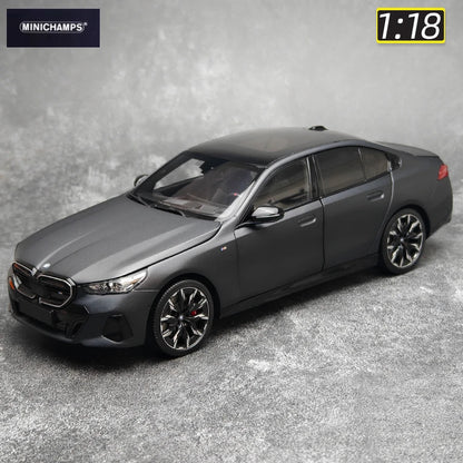 1:18 BMW i5 2023
