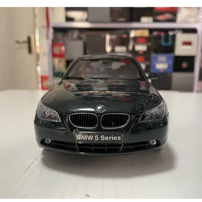 1:18  BMW E60 545i