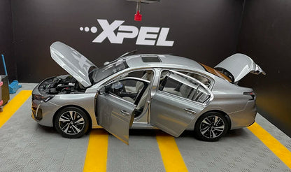 1:18 Peugeot 408