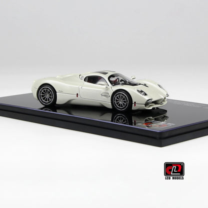 1:43 Pagani Utopia