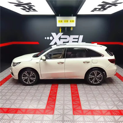 1:18 Acura MDX