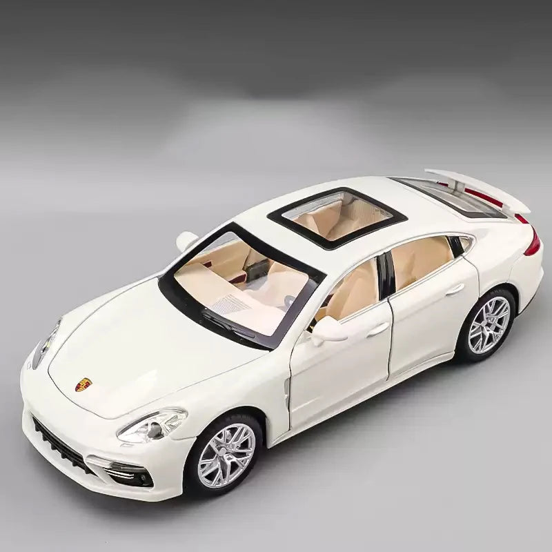 1:24 Posche Panamera