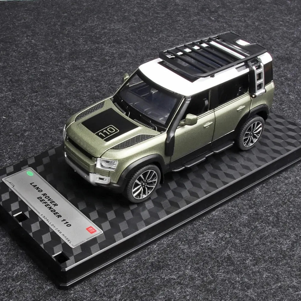 1:32 Range Rover Defender 110