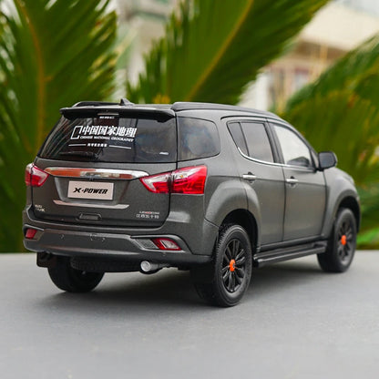 1:18 ISUZU MU-X SUV