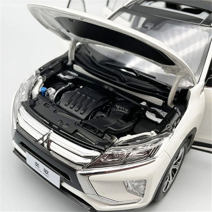 1:18 Mitsubishi Eclipse Cross