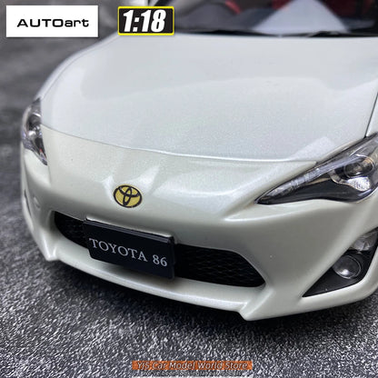 1:18 Toyota 86GT