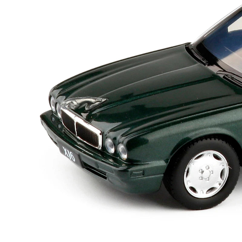 1:36 Jaguar XJ6