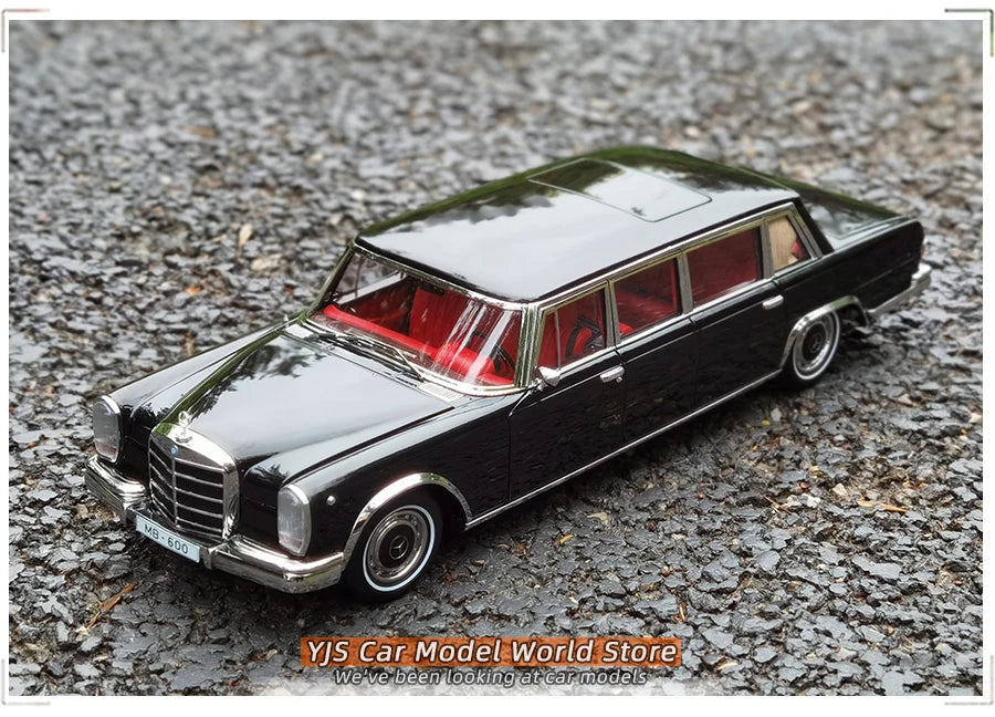 1:18 Mercedes-Benz Pullman MB 600