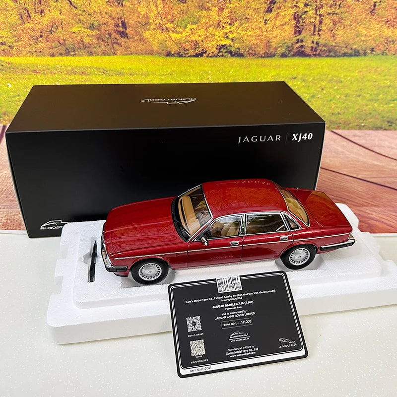 1:18 Jaguar XJ6 Daimler XJ40