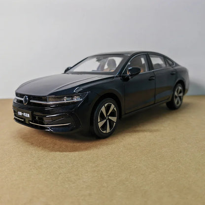1:18 Volkswagen Magotan 2024