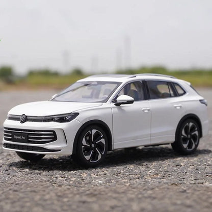1:18 2025 Volkswagen Tiguan L PRO