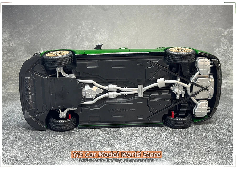1:18 Audi RS4