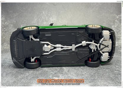 1:18 Audi RS4