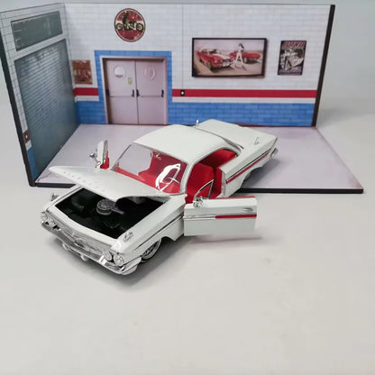 1:24 1961 Impala Classic