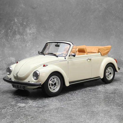 1:18 Volkswagen Beetle 1303 Convertible