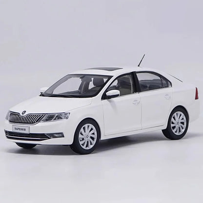 1:18 Skoda RAPID 2018