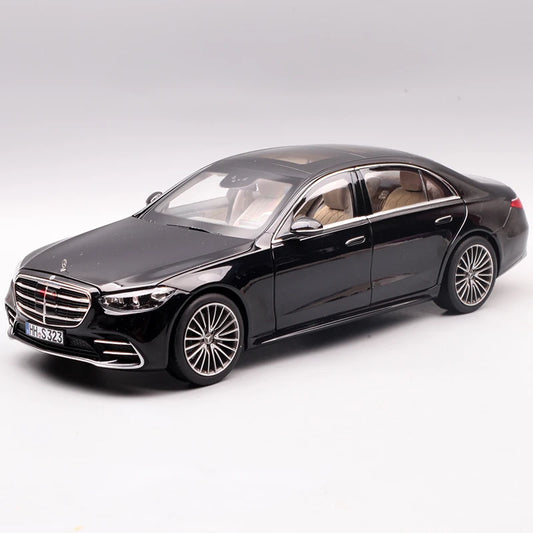 1:22 Mercedes-Benz Maybach S400