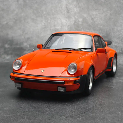 1:18 Porsche 911 Turbo 3.0 (930)